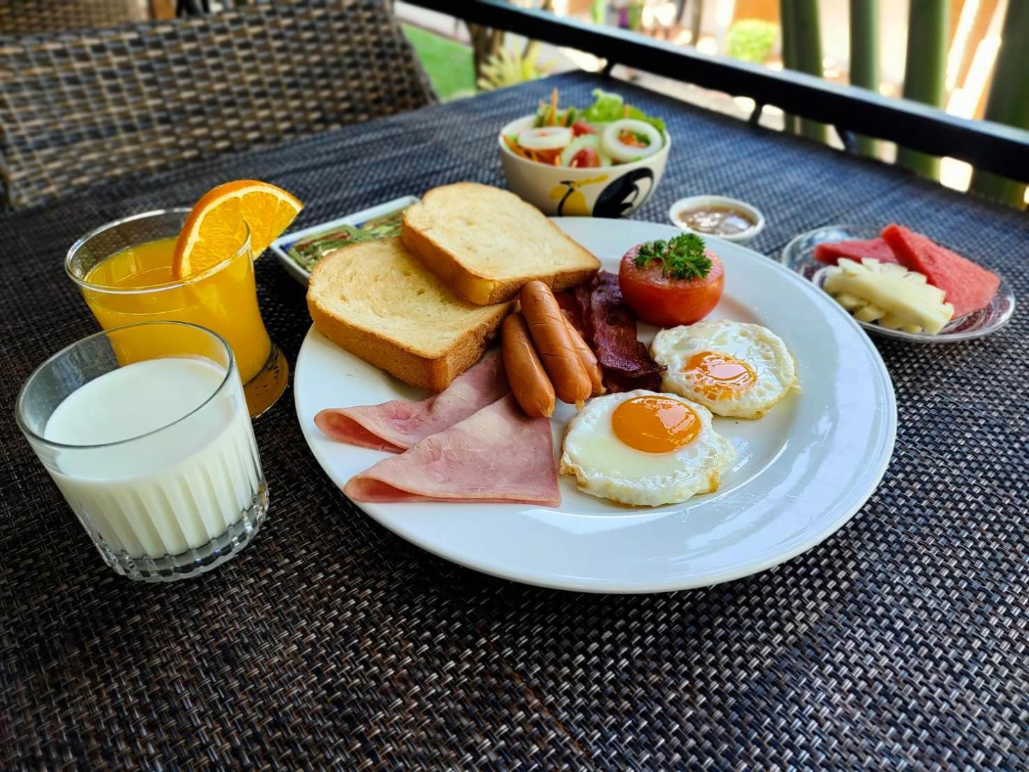 Touch Sea Boutique Hotel&Bistro Карон Экстерьер фото